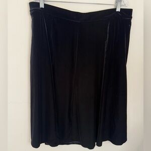 Land’s End black velvet midi skirt Plus size 16 petite